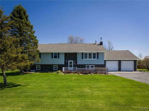 24304 Perch Lake Rd, Watertown, NY, 13601-5268 | Card Image