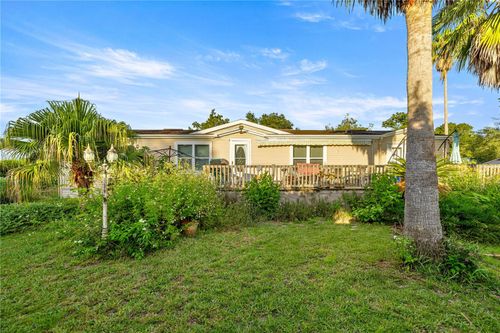 16000 N Highway 329, Reddick, FL, 32686-3057 | Card Image