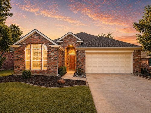 1036 Wagon Trail Dr, Little Elm, TX, 75068-5949 | Card Image