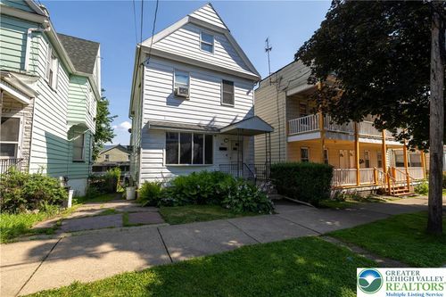 371 N Washington St, Wilkes Barre, PA, 18705-2425 | Card Image
