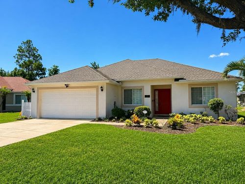 320 Paradise Woods Pl, DAVENPORT, FL, 33896-8189 | Card Image