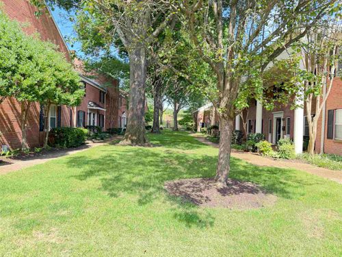 13-5718 Quince Rd, Memphis, TN, 38119-7037 | Card Image