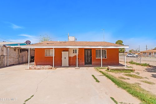 880 Delhi Dr, Socorro, TX, 79927-4233 | Card Image