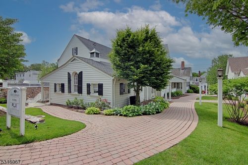 2 Morristown Rd, Bernardsville, NJ, 07924-2329 | Card Image