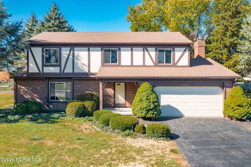 2014 Inglewood Rd, Holland, OH, 43528-9579 | Card Image