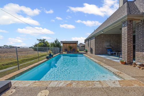 206 S Meadow Dr, Ferris, TX, 75125-2841 | Card Image