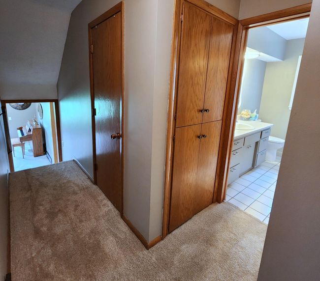 Hall Storage.jpg | Image 11