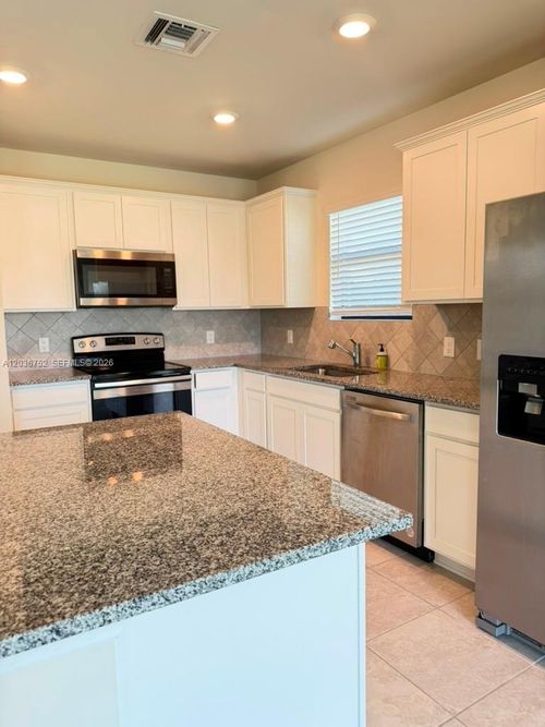 10798-10798 Marlberry Way, North Fort Myers, FL, 33917-3375 | Card Image