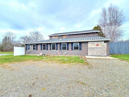 999 Main Road, Eddington, ME, 04428 | Card Image