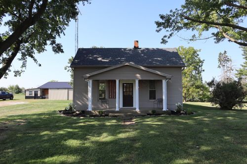 1606 Old Chillicothe Rd Se, Washington Court House, OH, 43160-9305 | Card Image