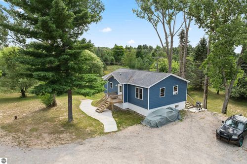 7228 S M-88, Bellaire, MI, 49615 | Card Image