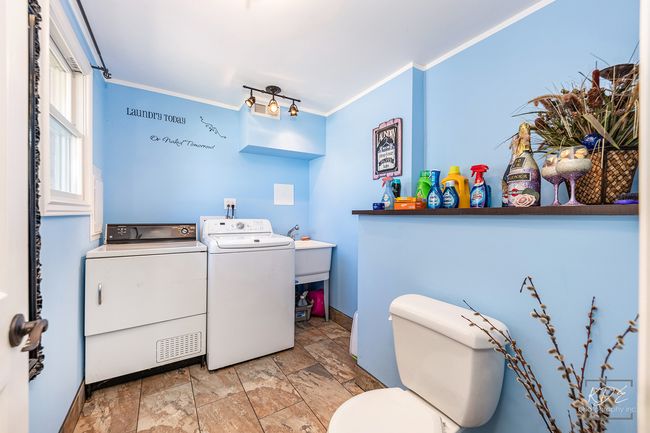 9236 Pembroke Ln, House other with 4 bedrooms, 3 bathrooms and 2 parking in Bridgeview IL | Image 23