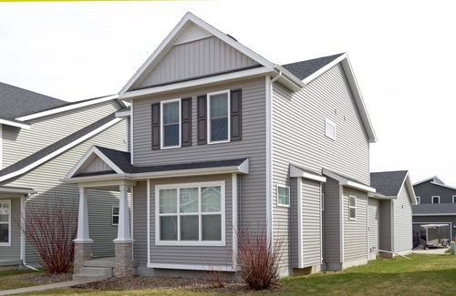 6137 Driscoll Dr, MADISON, WI, 53718-3033 | Card Image