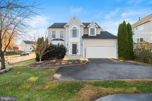 42963 Tara Ct, ASHBURN, VA, 20147-5111 | Card Image