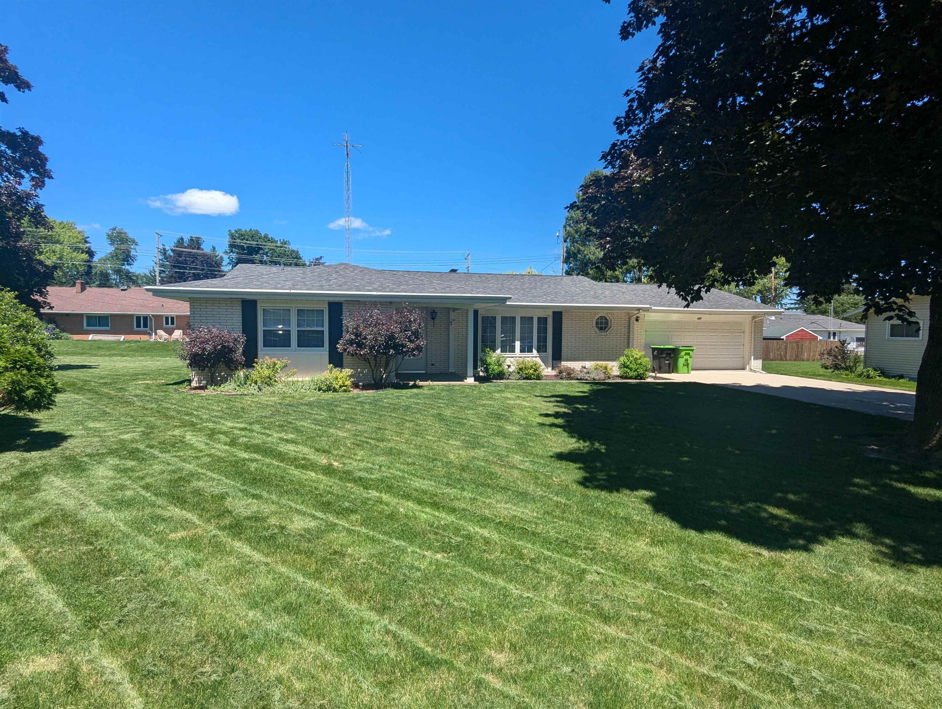 Louise Ln, Beaver Dam, WI 53916