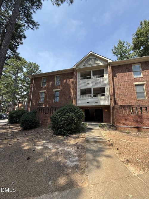 101-3530 Ivy Commons Dr, Raleigh, NC, 27606-4909 | Card Image