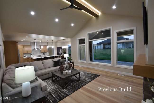 1612 Community Loop, House other with 3 bedrooms, 4 bathrooms and null parking in Bismarck ND | Image 6
