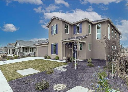 1807 N Birdie Avenue, Manteca, CA, 95337 | Card Image