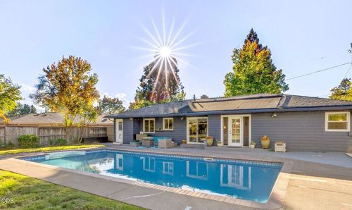 349 Lindero Ave, Medford, OR, 97504-7718 | Card Image