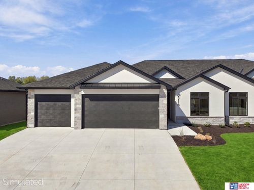 9716 Hillcrest Trl, Lincoln, NE, 68520-1224 | Card Image