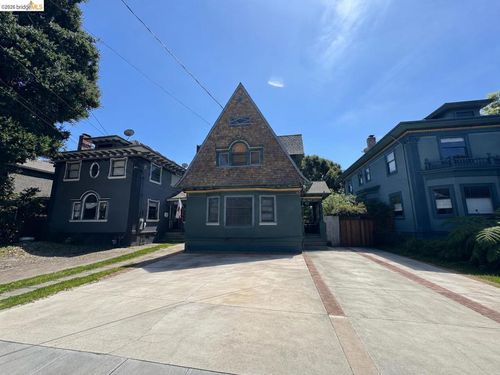 533 31st St, Oakland, CA, 94609-3203 | Card Image