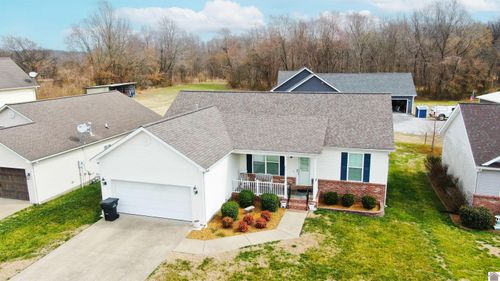 2330 Perkins Creek Dr, Paducah, KY, 42001-8878 | Card Image