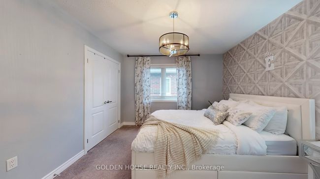 682 Fairglen Ave, House other with 5 bedrooms, 4 bathrooms and 2 parking in Oshawa ON | Image 33