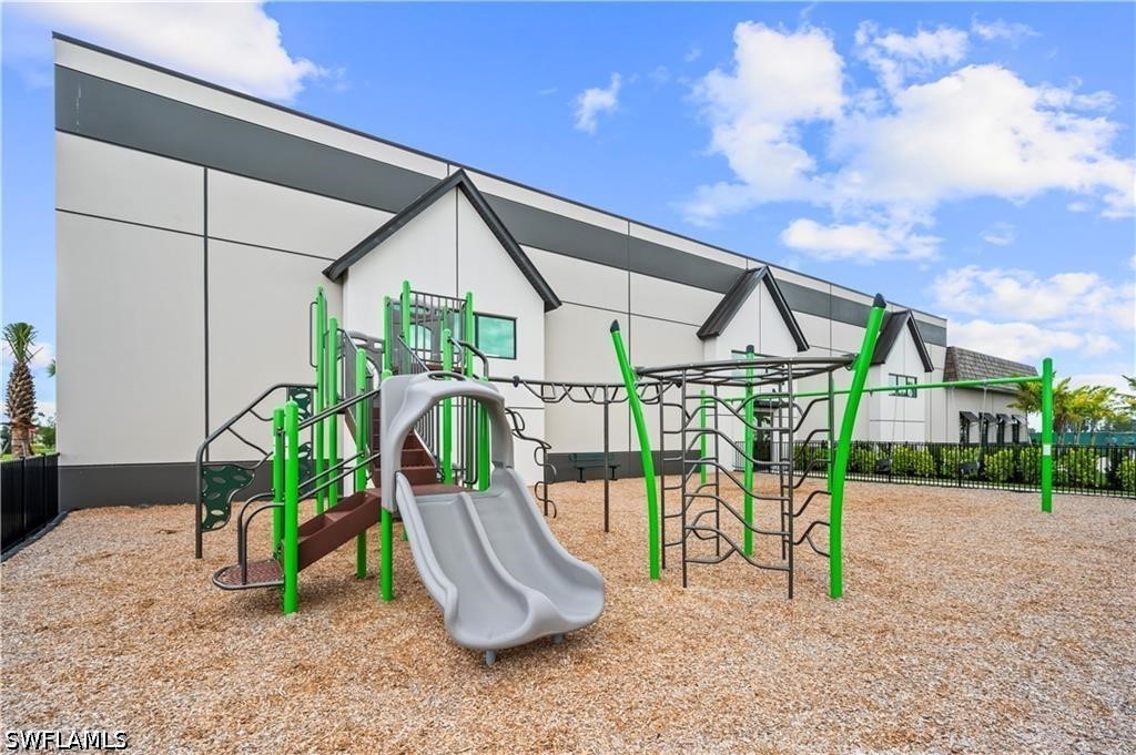 Residential Lease in Estero