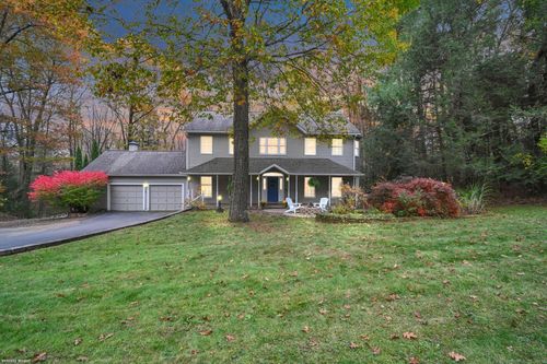 9 Greenwood Rd, North Granby, CT, 06060-1323 | Card Image