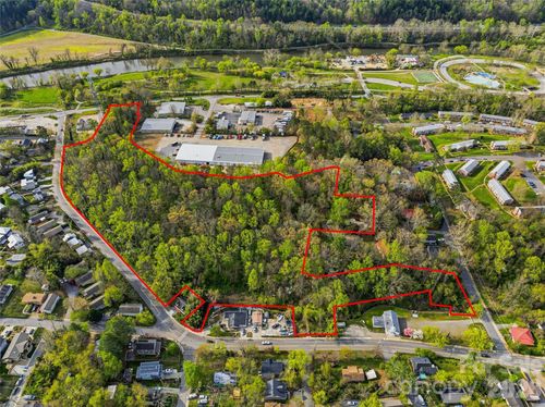 99999 State Street, Asheville, NC, 28801 | Card Image