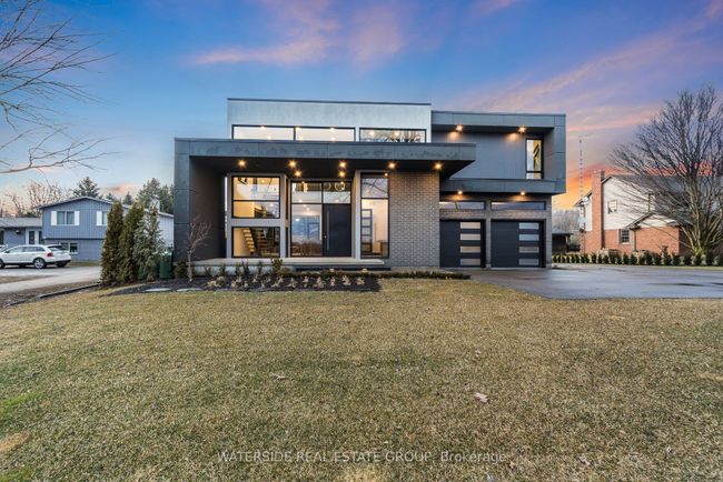 381 7 Th Rd E, House other with 4 bedrooms, 5 bathrooms and 35 parking in Stoney Creek ON | Image 41