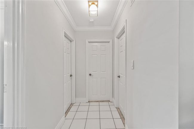 63 W 25 Th St, House other with 4 bedrooms, 1 bathrooms and 4 parking in Hamilton ON | Image 14