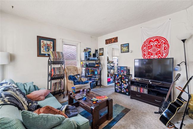 House #4 | Image 42