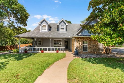 104 Carriage Hill Ct, Weatherford, TX, 76087-8762 | Card Image