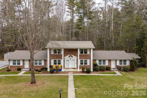 2b-101 Boyd Dr, Flat Rock, NC, 28731-8785 | Card Image