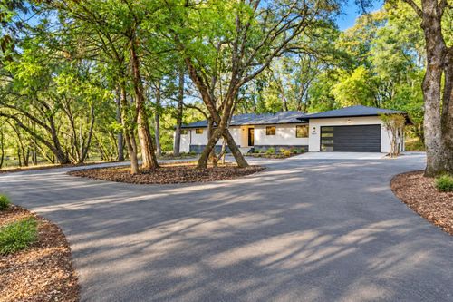 4920 Winding Way, Auburn, CA, 95602-7844 | Card Image