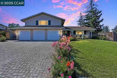 207 Alicante Ct, Danville, CA, 94526-5421 | Card Image