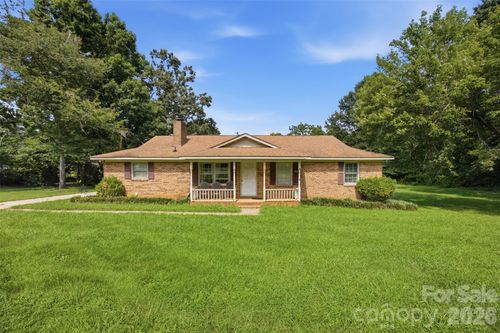 302 Charlotte St, Alexis, NC, 28006-9775 | Card Image