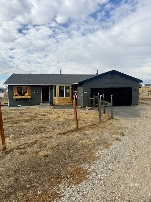 359 Royal Oak Cir, Spring Creek, NV, 89815-7127 | Card Image