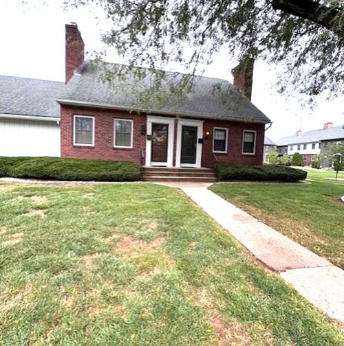 30-30 Spring St, Wethersfield, CT, 06109-3408 | Card Image