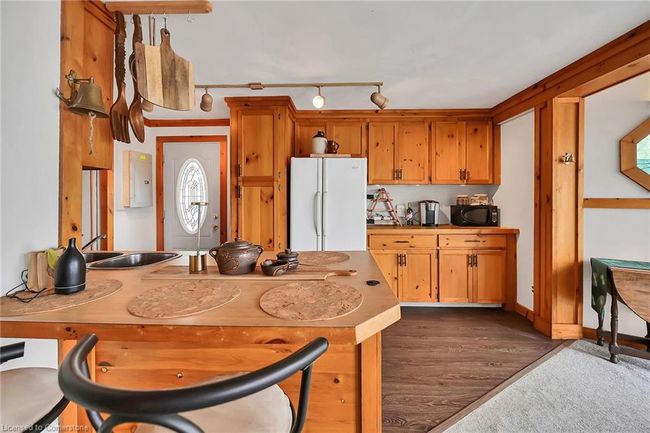271 Blue Water Pky, House other with 2 bedrooms, 1 bathrooms and 2 parking in Selkirk ON | Image 14