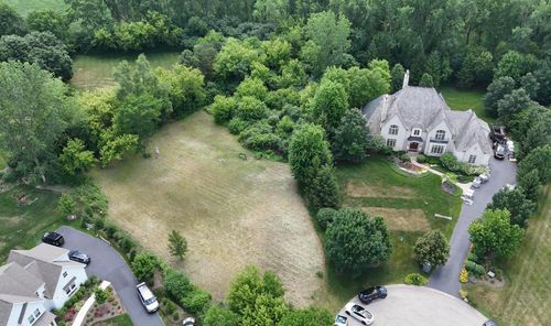 1 N Stoney Ridge Court, Hawthorn Woods, IL, 60047 | Card Image