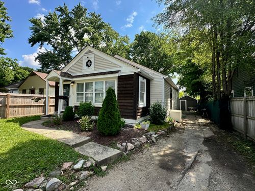 3711 Hillside Ave, Indianapolis, IN, 46218-1131 | Card Image