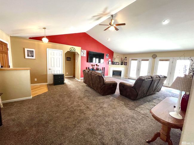 689 Castle Way, House other with 3 bedrooms, 2 bathrooms and 2 parking in Winnemucca NV | Image 4