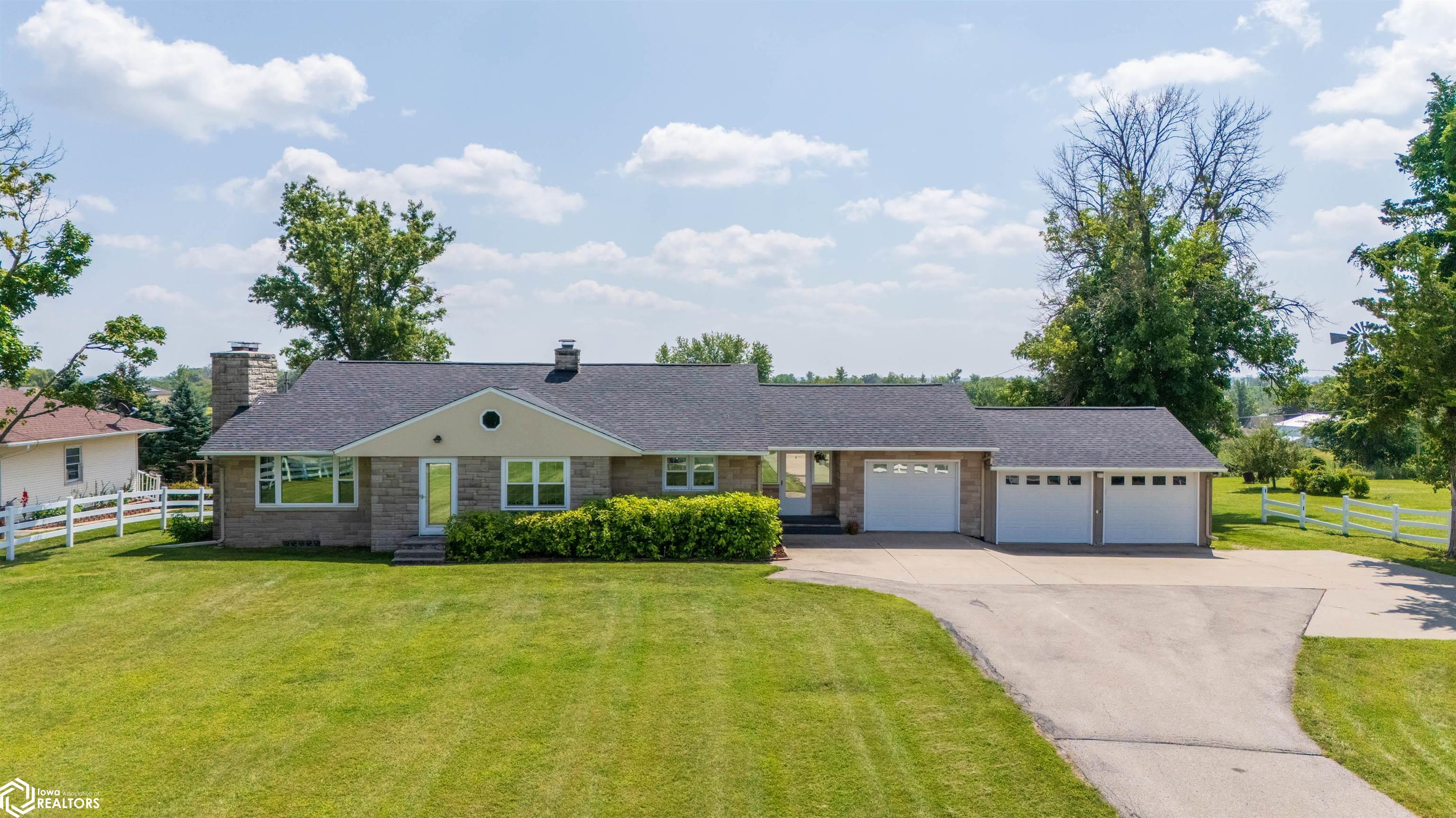 190th St, Marshalltown, IA 50158