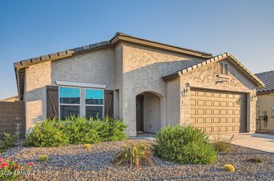 6445 W Sonoma Way, House other with 4 bedrooms, 2 bathrooms and null parking in Florence AZ | Image 2