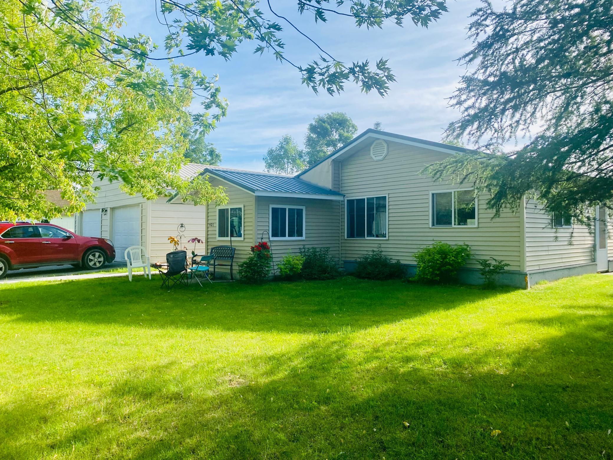 1st Ave, Baudette, MN 56623