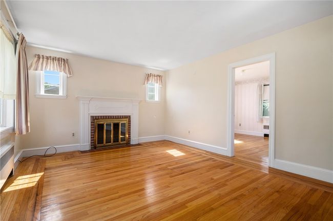30 Winthrop St, House other with 3 bedrooms, 1 bathrooms and 3 parking in Riverside RI | Image 12