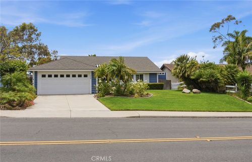 3429 Pontiac Dr, Carlsbad, CA, 92010-2135 | Card Image