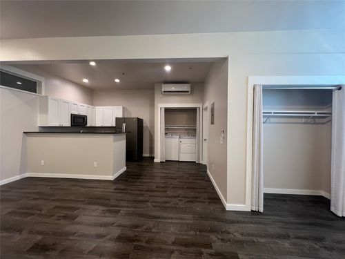 apt-108-809 Vance St, Taylor, TX, 76574-3281 | Card Image